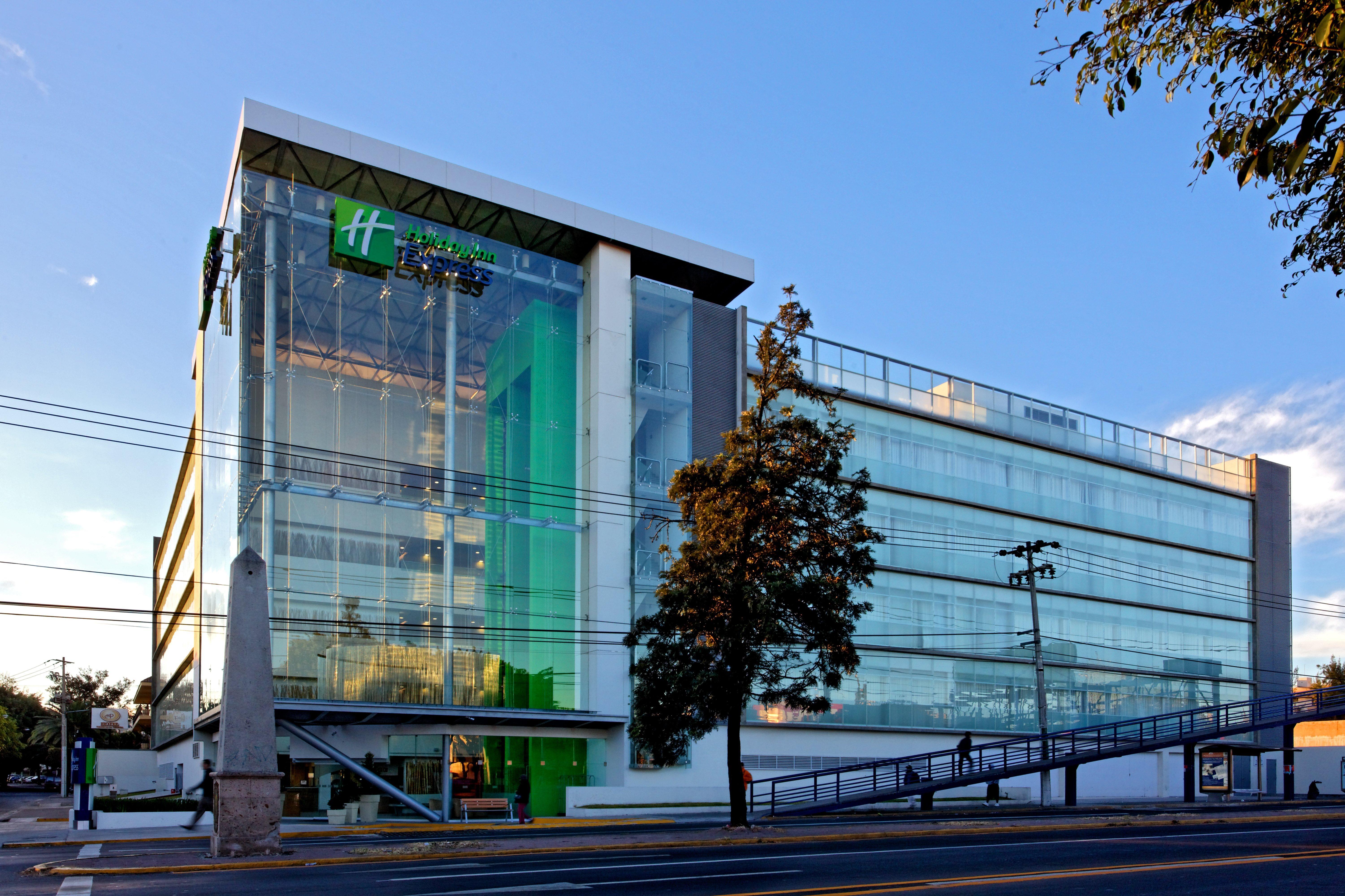 Holiday Inn Express Guadalajara Expo By Ihg Zapopan Exterior photo