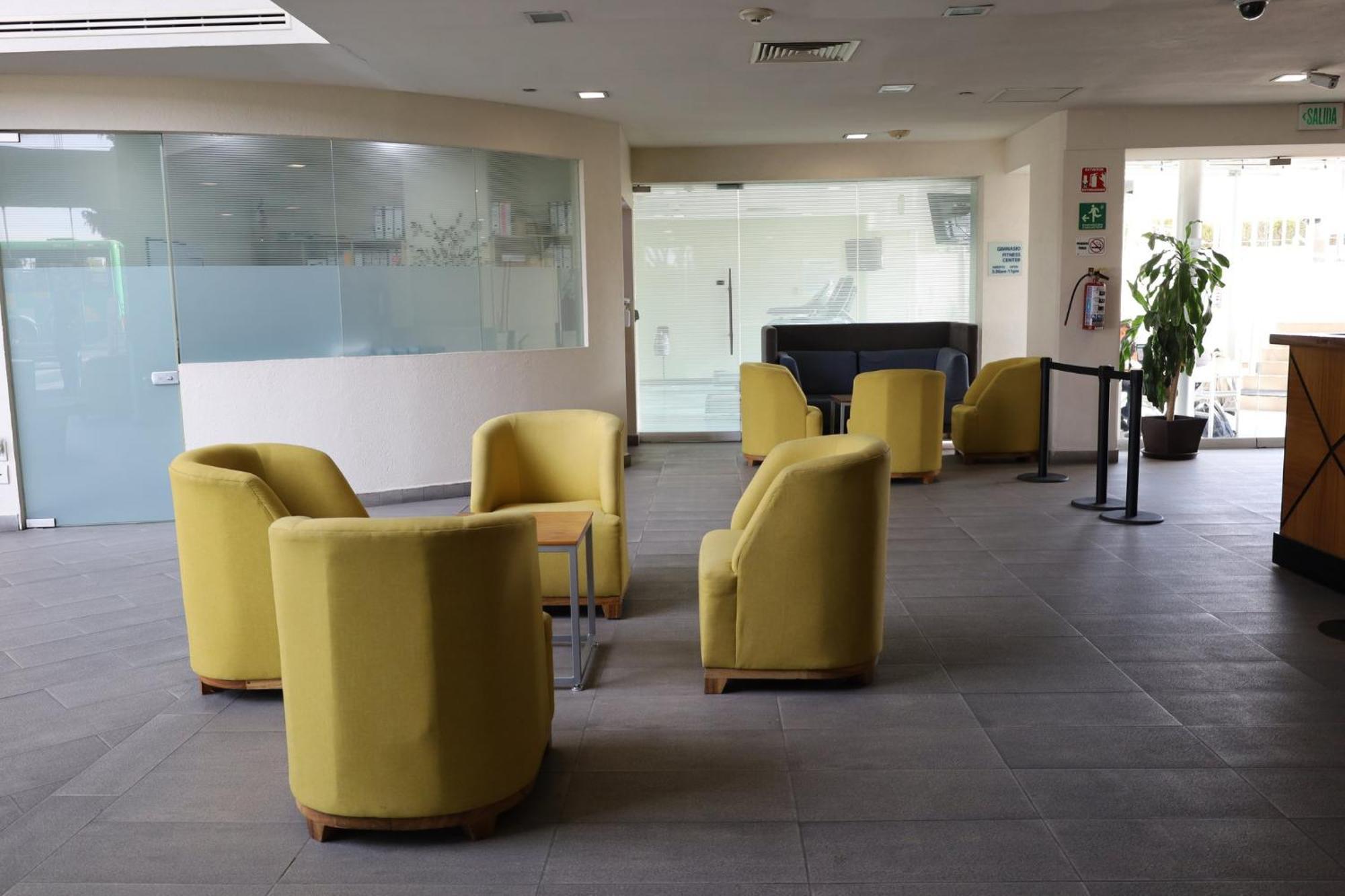 Holiday Inn Express Guadalajara Expo By Ihg Zapopan Exterior photo