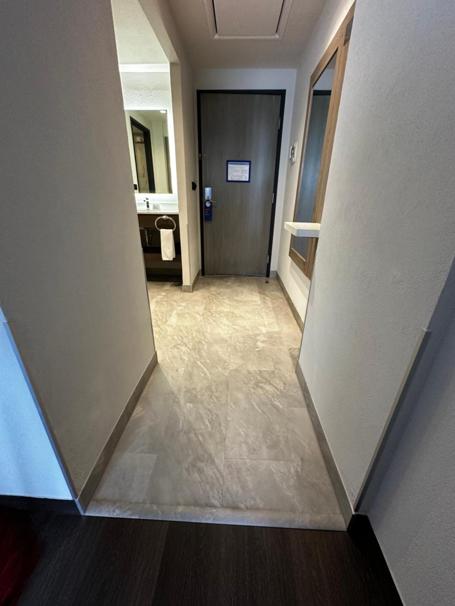 Holiday Inn Express Guadalajara Expo By Ihg Zapopan Exterior photo