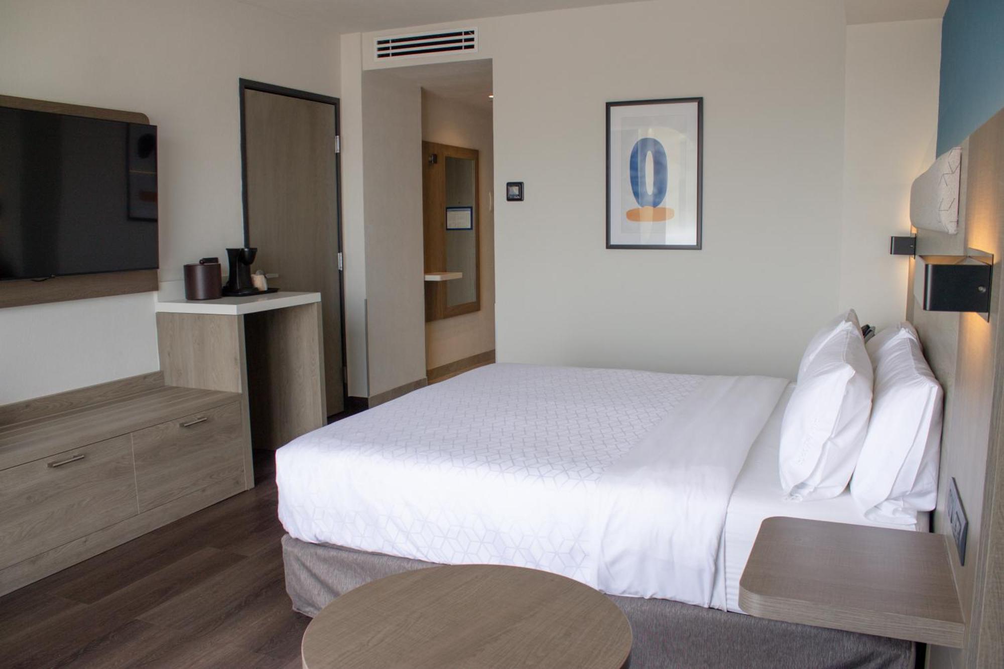 Holiday Inn Express Guadalajara Expo By Ihg Zapopan Exterior photo